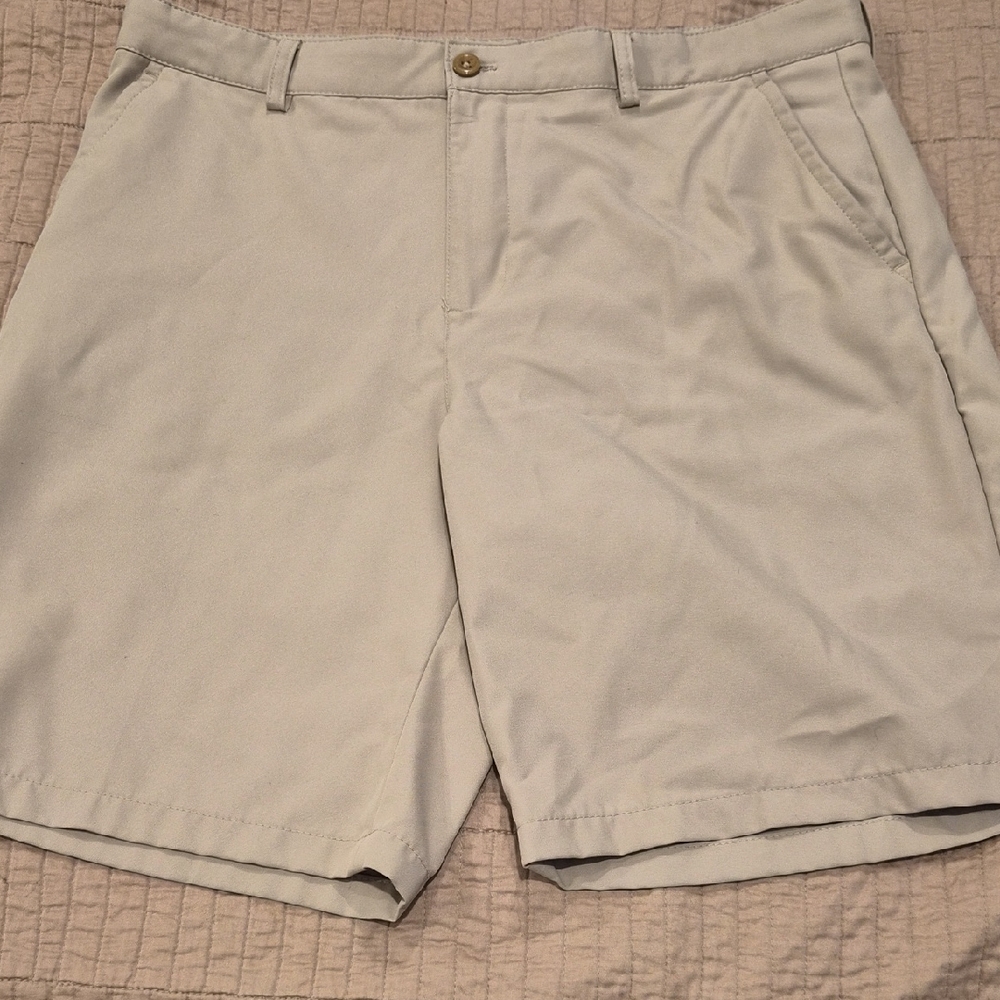 Men's Classic Tan Flat Front Shorts